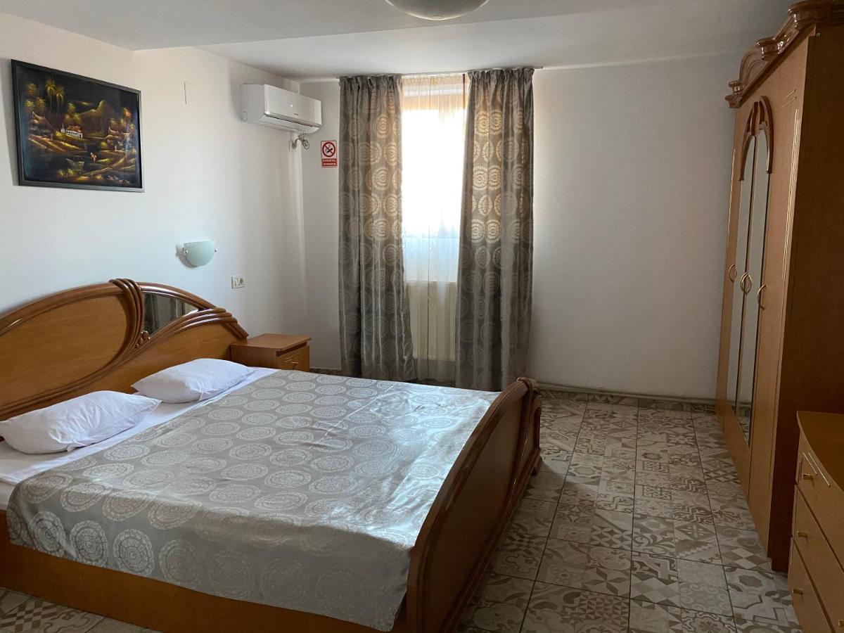 Motel Valentina Ion Roata Exterior photo